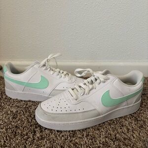 Nike SB Court Vision Low White/Mint - Men's Size 12